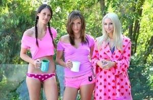 Real life lesbians have a threesome after downing their morning coffee on chickinfo.com