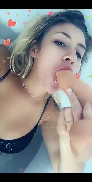 LucyLaceee dildo in her mouth & pussy show snapchat premium xxx porn videos on chickinfo.com