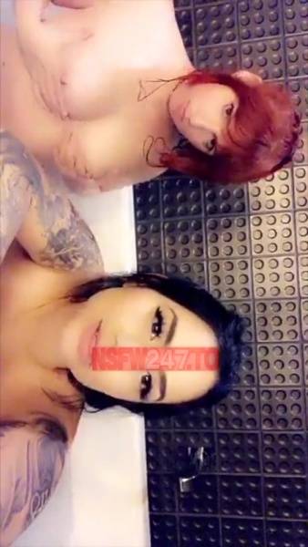 Amber Dawn with Cassie Curses bathtub show snapchat premium xxx porn videos on chickinfo.com