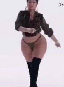 Nicki Minaj Hot fat back walking on chickinfo.com