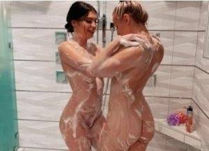 Therealbrittfit Nude Lesbian Shower Porn Video Leaked on chickinfo.com