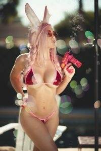 Jessica Nigri Bunny Bikini on chickinfo.com