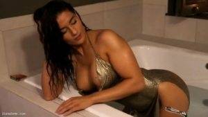 Florina Fitness Nude Bath on chickinfo.com