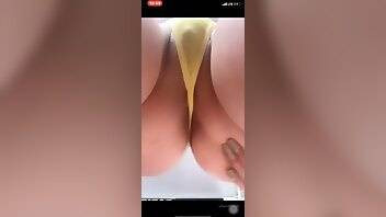 Capbarista Nude Twerking and Pussy Touches Onlyfans Porn XXX Videos Leaked on chickinfo.com