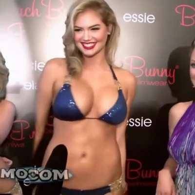 Kate Upton has the biggest...smile on chickinfo.com