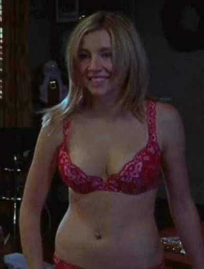 Sarah Chalke's reaction when we tell her we are going to share her on chickinfo.com