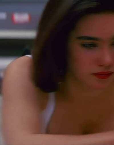 Jennifer Connelly on chickinfo.com