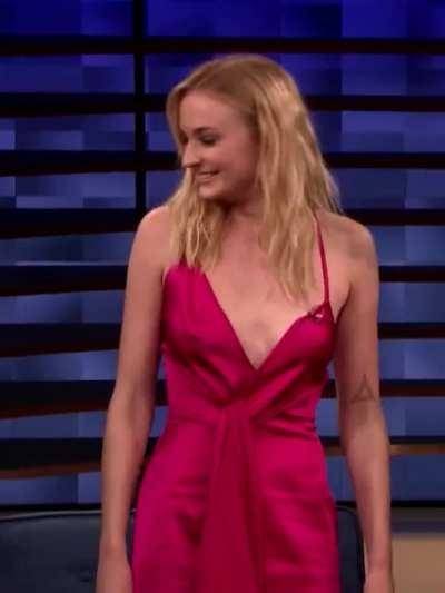 Sophie Turner's perky jiggling tits on chickinfo.com