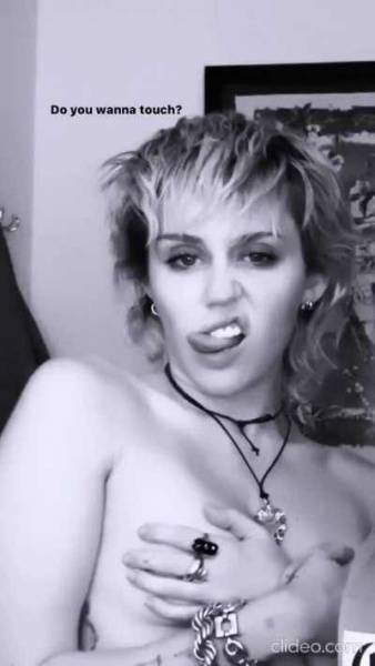 Miley Cyrus teasing on chickinfo.com