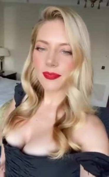 43 Year Old Goddess Katheryn Winnick. She's Elegant and Gorgeous. on chickinfo.com