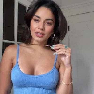 Vanessa Hudgens? my first celebrity wank. Not many women have the gift of this much sex appeal on chickinfo.com