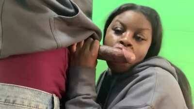 Babymama Sucking Dick While He Watch His Side Bitch Eat Him on chickinfo.com