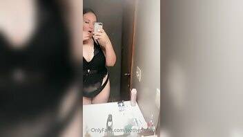 Jezthephoenix lingerie selfie version onlyfans leaked video on chickinfo.com