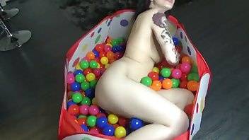 Noelle Easton Noelle Loves Balls ManyVids Free Porn Videos on chickinfo.com