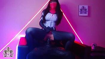 Black Kitsune 066 - Silk VS Venom Hard Fuck & Cumshots xxx video on chickinfo.com