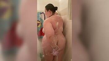 Kitty n shower time 2 xxx video on chickinfo.com