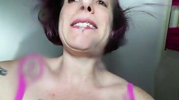 Jane cane spitting on you custom xxx video on chickinfo.com