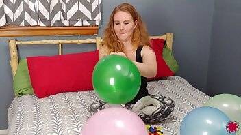 Daniarcadia scared w/ balloons xxx porn video on chickinfo.com