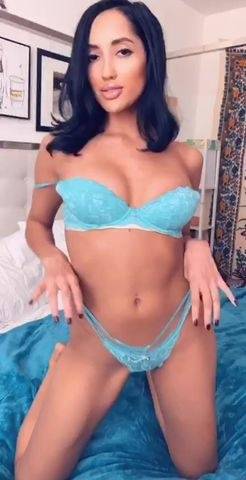 Chloe Amour Onlyfans - Taste Of What You Can See On My Snapchat on chickinfo.com