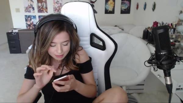 Pokimane her reaction to getting a dick pic xxx premium porn videos on chickinfo.com