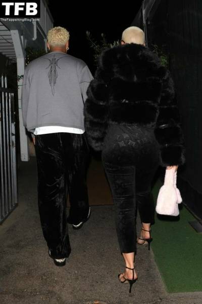 Amber Rose Celebrates Alexander Edwards 19 36th BDAY at Giorgio Baldi on chickinfo.com