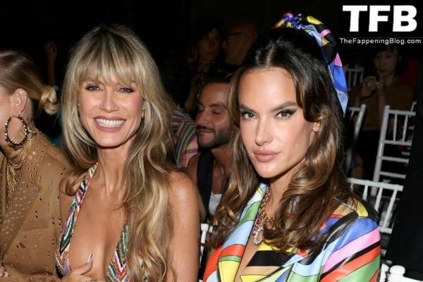 Alessandra Ambrosio Displays Her Sexy Tits & Legs at the Moschino Show in Milan on chickinfo.com