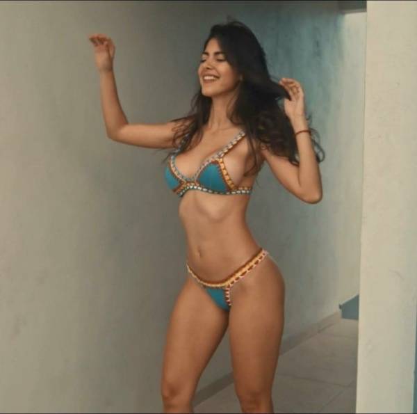 Ari Dugarte Bikini Outdoor Posing Patreon Video Leaked - Venezuela on chickinfo.com