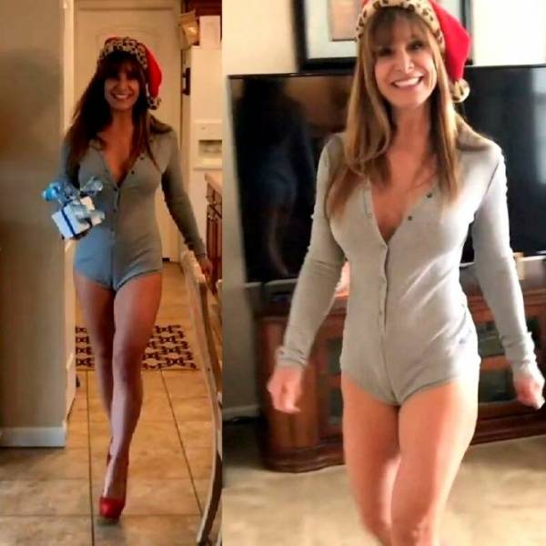 Banshee Moon Christmas Onesie Camel Toe Onlyfans Video - Usa on chickinfo.com