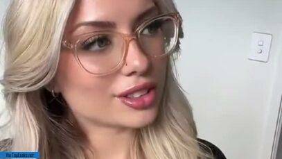 Blonde Latina Glasses on chickinfo.com