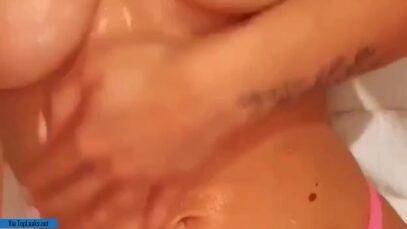 Therealbrittfit Leaked Only fans Oil Massage Porn Video on chickinfo.com