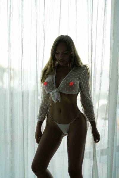 Veronica Bielik Nude Nipple Shirt Onlyfans Video Leaked on chickinfo.com