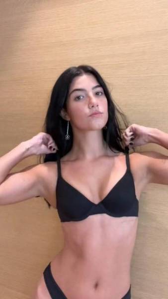Charli D 19Amelio Lingerie Modeling Video Leaked - Usa on chickinfo.com