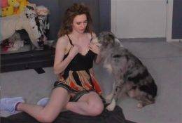 Amouranth Pussy Slip Leaked Twitch Stream Video on chickinfo.com
