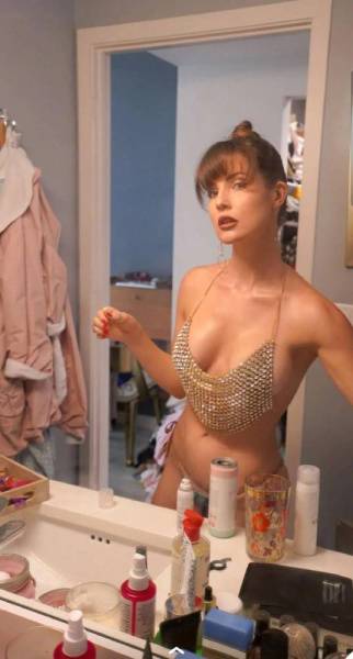 Amanda Cerny Nude Pearl Lingerie OnlyFans Set Leaked on chickinfo.com