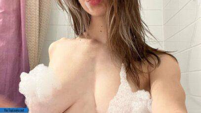 Hot Hot Smashedely Nude In Tub OnlyFans Onlyfans Leaks on chickinfo.com
