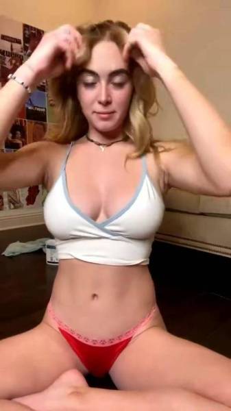 Grace Charis Topless Stretching Livestream Video Leaked on chickinfo.com