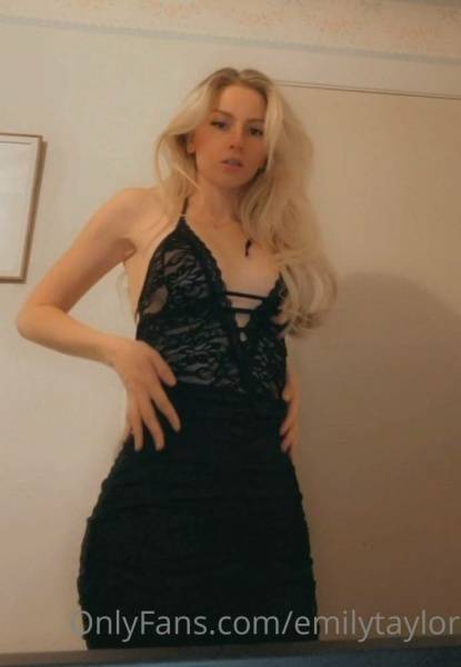 MsFiiire Sexy Dress Striptease Onlyfans Video Leaked - Usa on chickinfo.com