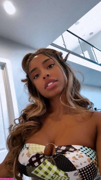 Qimmah Russo OnlyFans Photos #10 on chickinfo.com